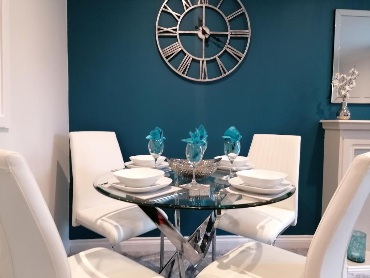Luxury Modern 2 Bed Apartment, Free Undercroft Parking For 1 Car Southampton Zewnętrze zdjęcie