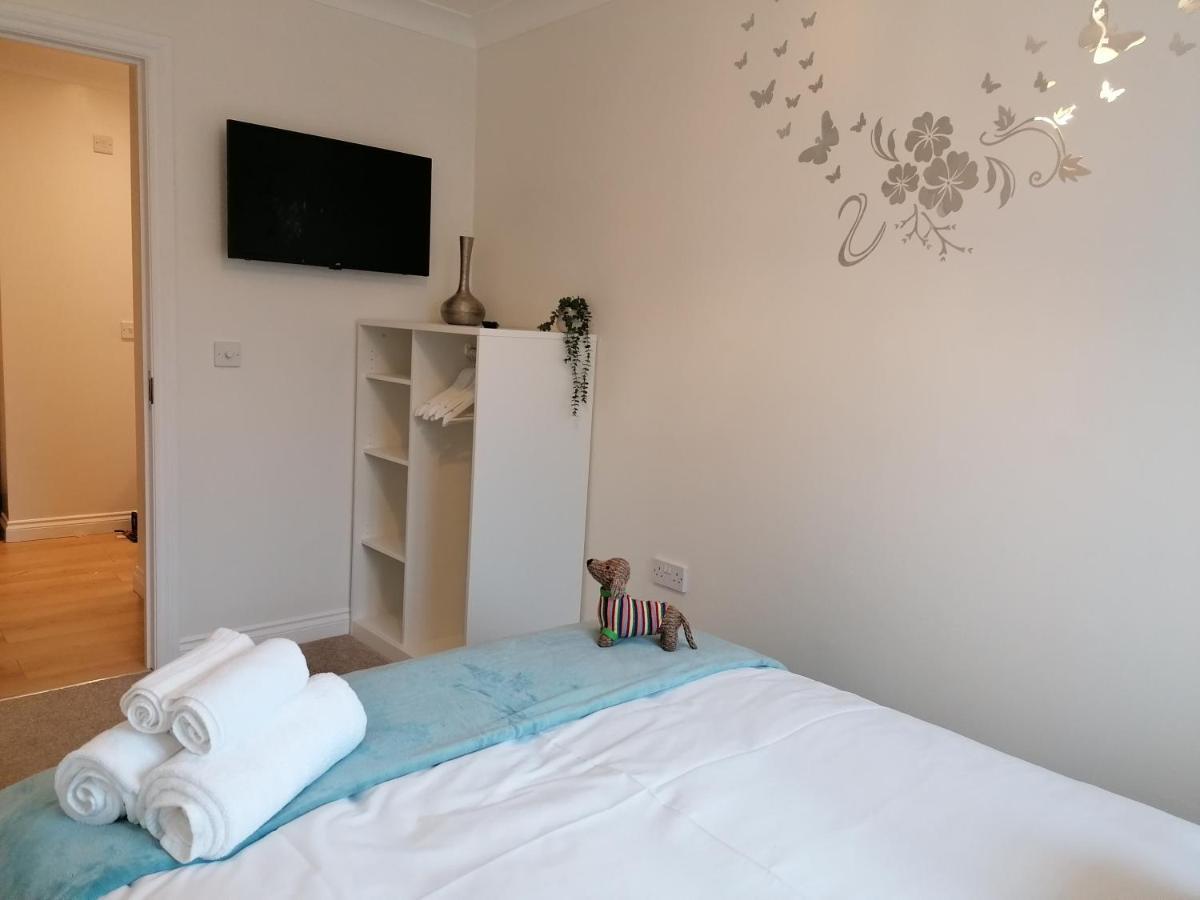 Luxury Modern 2 Bed Apartment, Free Undercroft Parking For 1 Car Southampton Zewnętrze zdjęcie