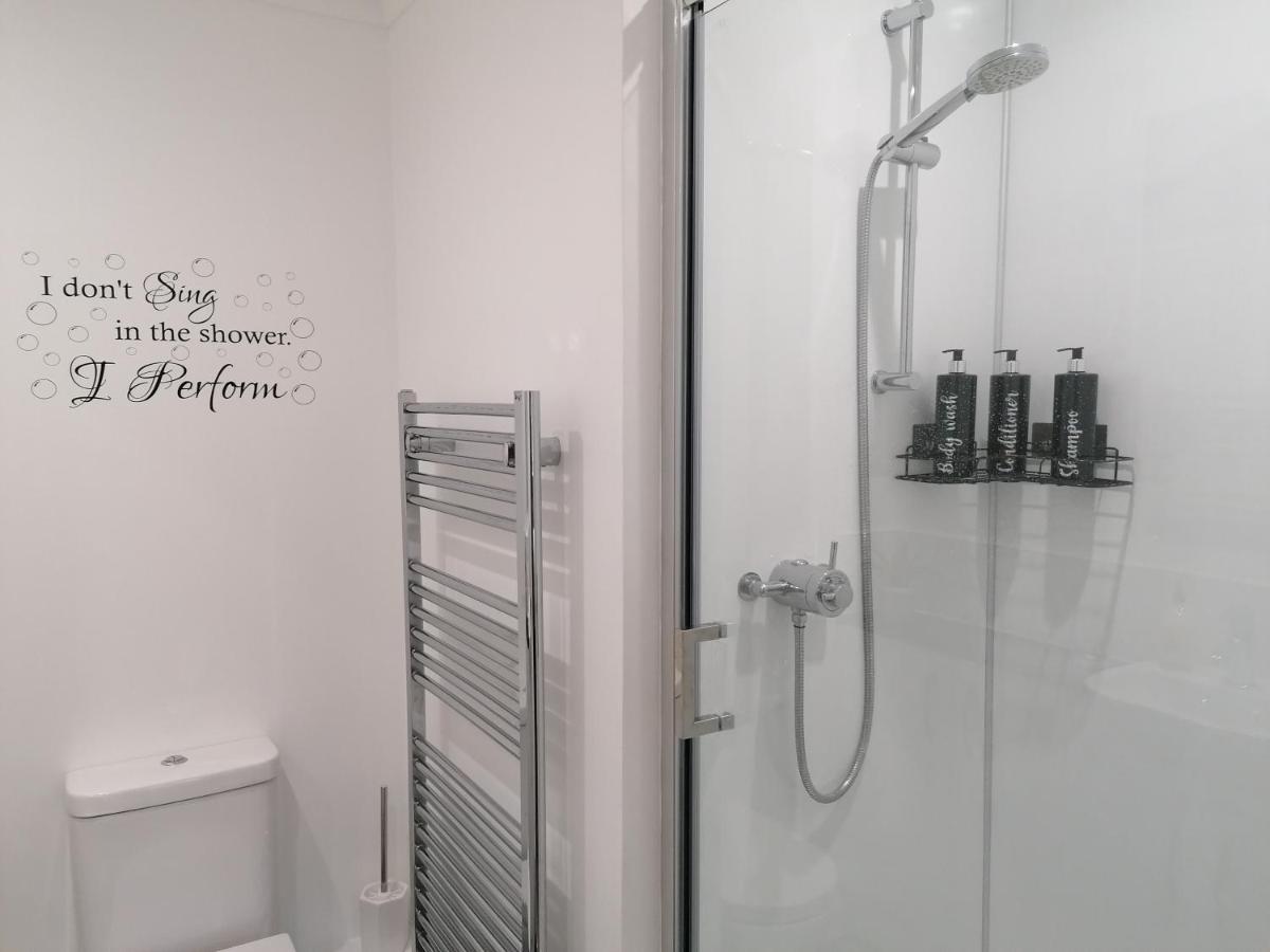Luxury Modern 2 Bed Apartment, Free Undercroft Parking For 1 Car Southampton Zewnętrze zdjęcie
